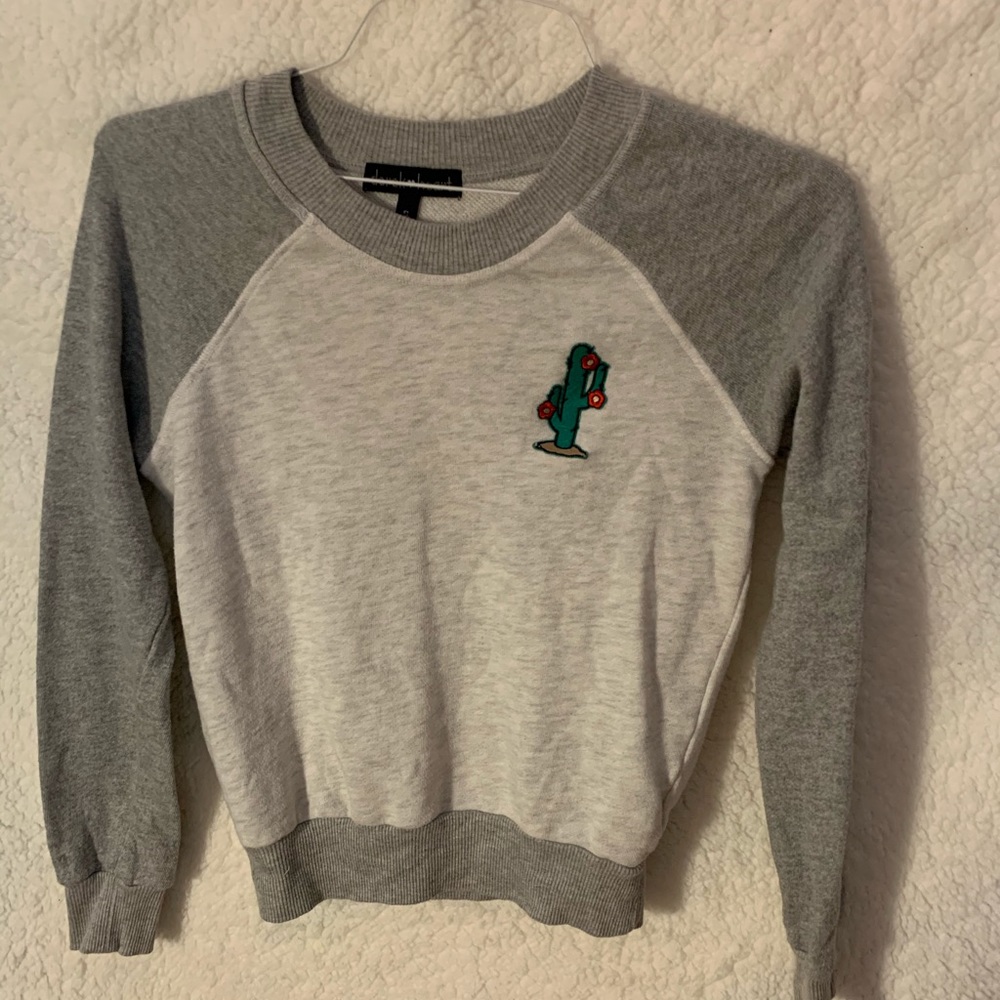 Sweater with cactus embroidery